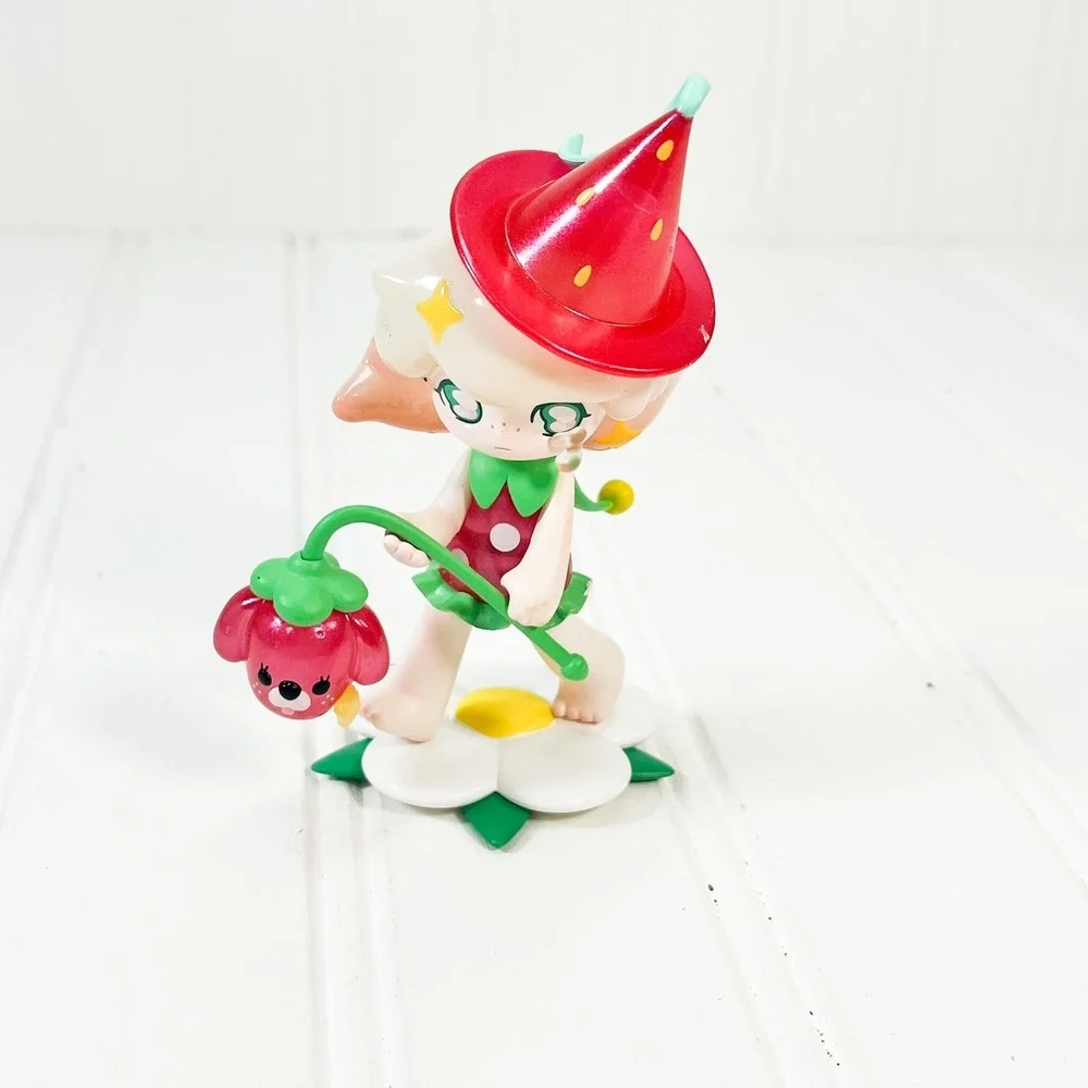 POP MART Azura Spring Fantasy‎ Series Blind Box Strawberry Fairy Figure